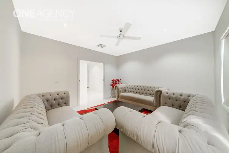 Second view of Homely house listing, 5 Overnewton Way, Wollert VIC 3750