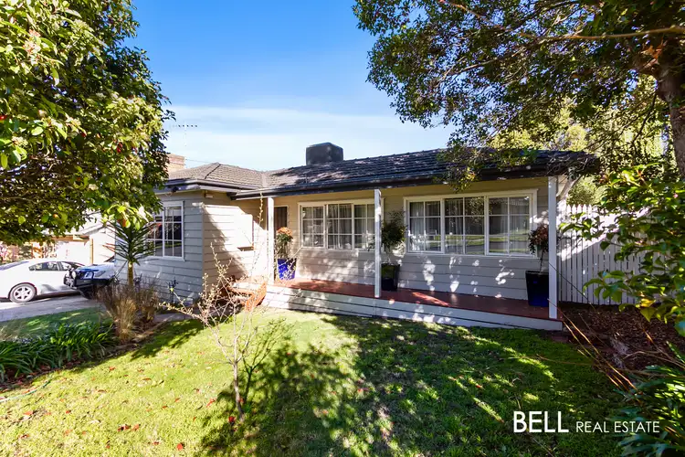 15 Silverton Drive, Ferntree Gully VIC 3156