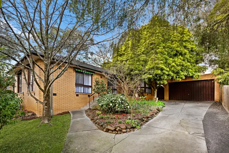31 Morrison Crescent, Kilsyth VIC 3137