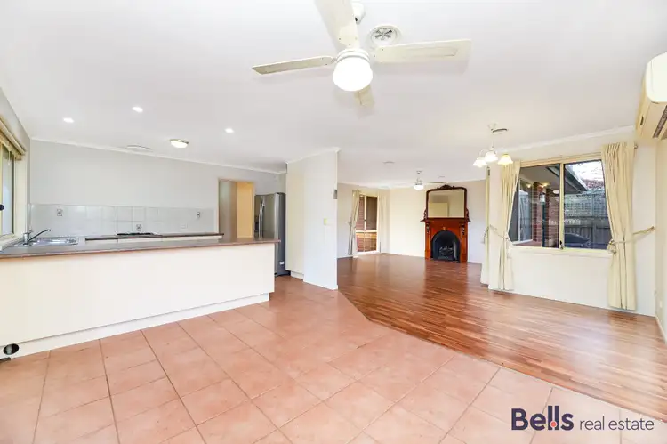Fifth view of Homely house listing, 6 Rachel Court, Sydenham VIC 3037