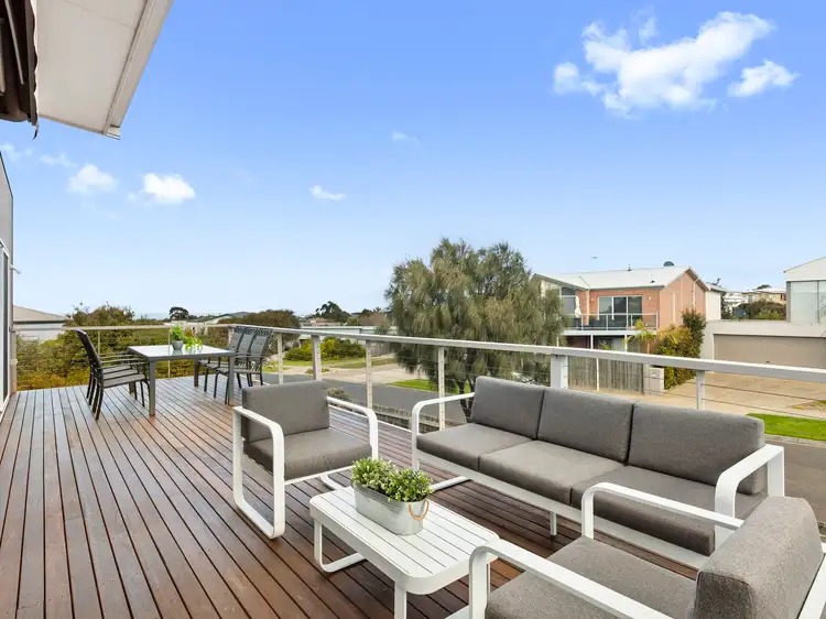 8 Koomeela Drive, Torquay VIC 3228