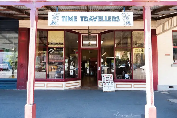 33 Fraser Street, Clunes VIC 3370