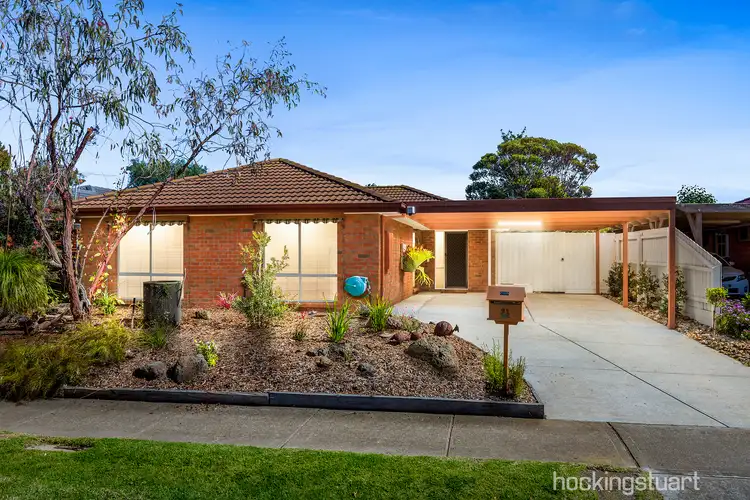 21 Thoroughbred Avenue, Werribee VIC 3030