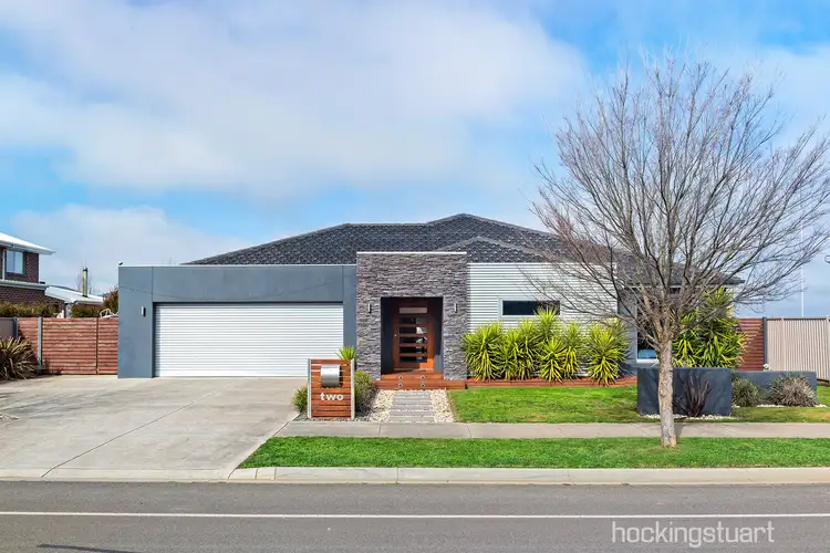 2 Cuzens Road