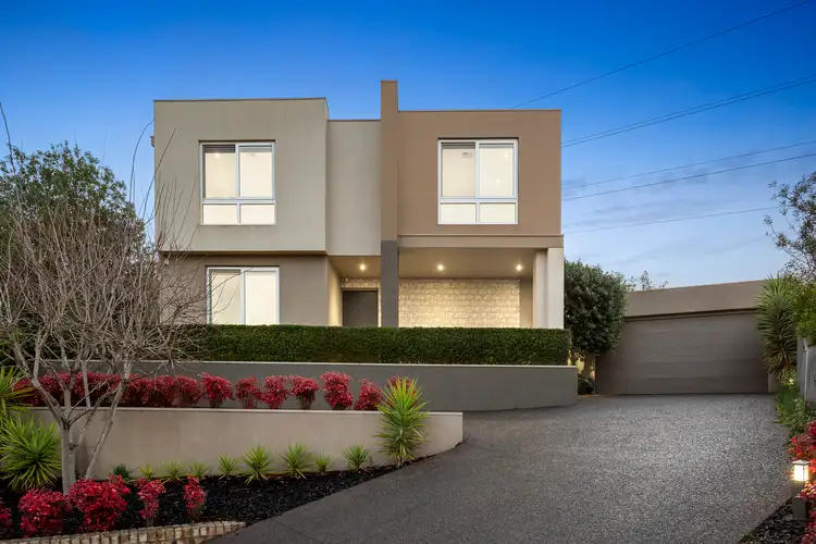 12 Helmsdale Retreat, Templestowe VIC 3106