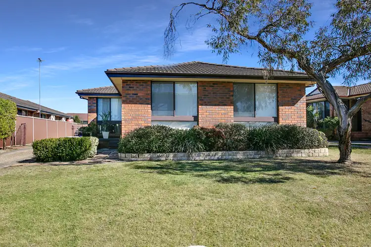 12 Wheller Street, Bossley Park NSW 2176