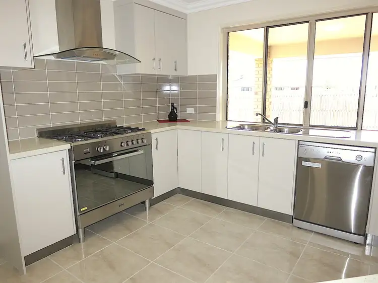Second view of Homely house listing, 7 Premier Court, Gracemere QLD 4702