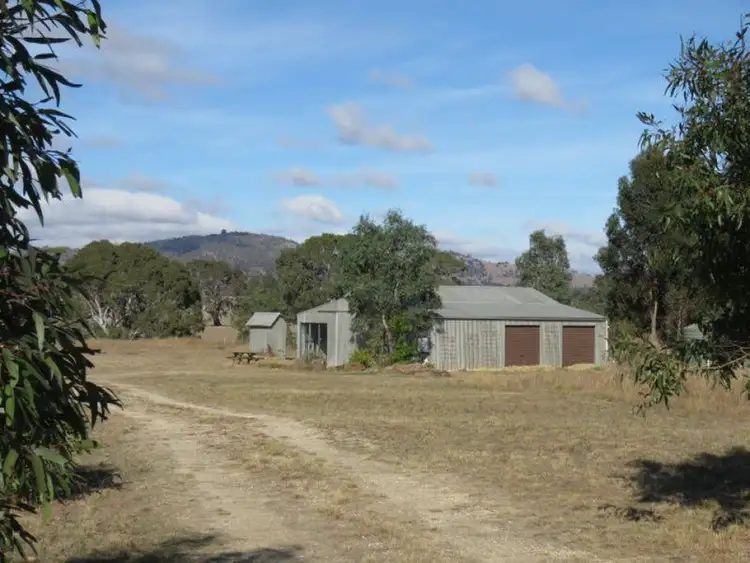 5 Beckworth Court Road, Clunes VIC 3370