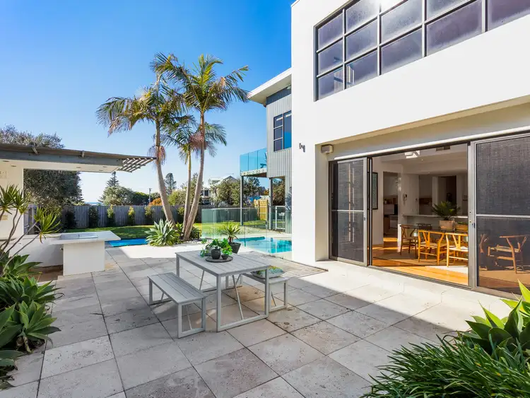 8 Pride Street, Torquay VIC 3228