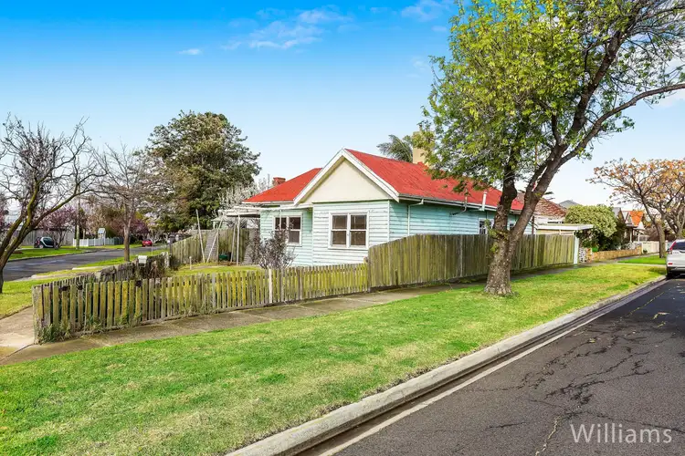9 Paine Street, Newport VIC 3015