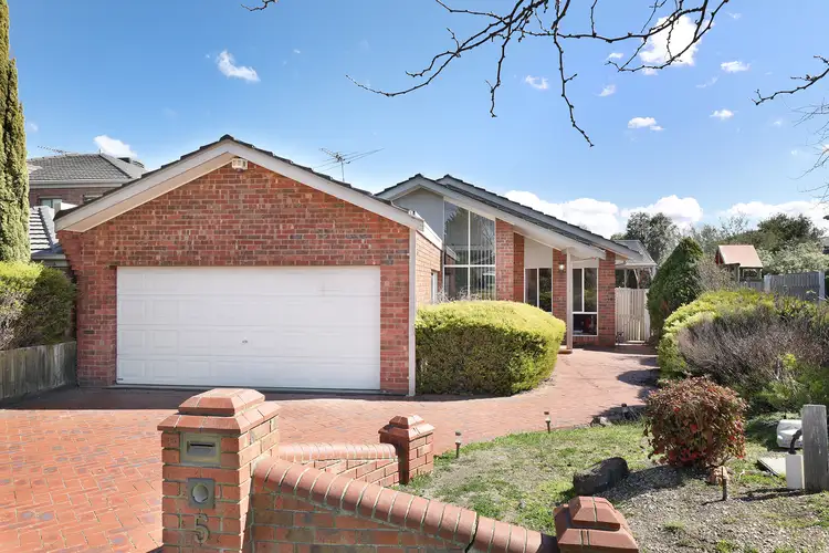 5 Diamond Court