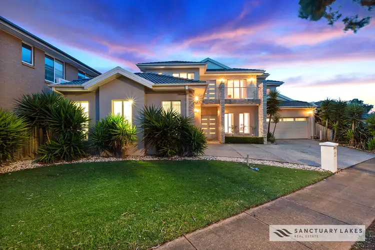 4 Lincoln Park Close, Sanctuary Lakes VIC 3030