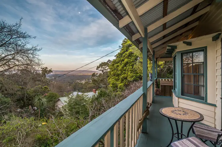 6 Dalmonte Grove, Kallista VIC 3791