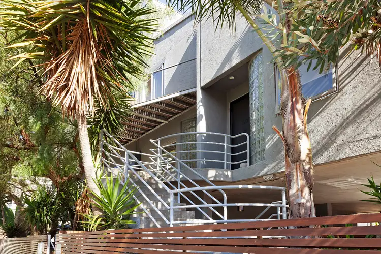 29/15 Beach Street, Port Melbourne VIC 3207