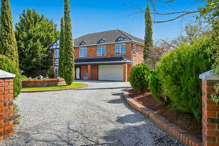 24 Eileen Grove, Woori Yallock VIC 3139