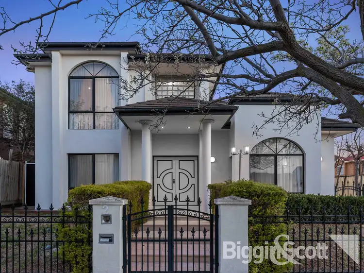 2 Forge Close, Maribyrnong VIC 3032