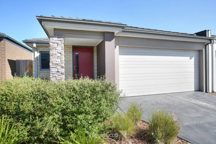 Main view of Homely house listing, 8 Woodright Circuit, Cranbourne VIC 3977