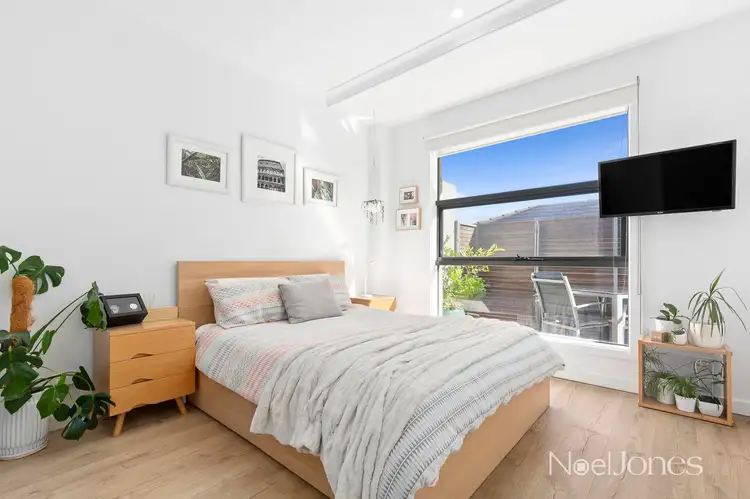 Fifth view of Homely apartment listing, 2/72 Doncaster East Road, Mitcham VIC 3132