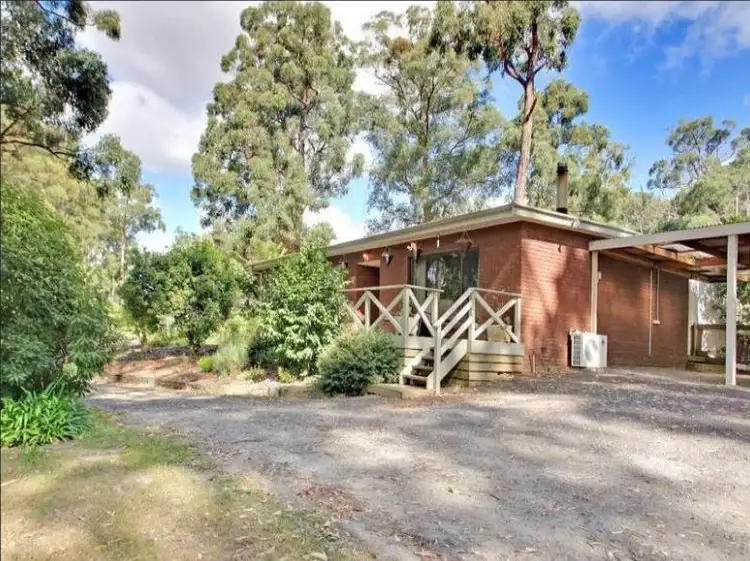 4 Woodrow Court, Cockatoo VIC 3781
