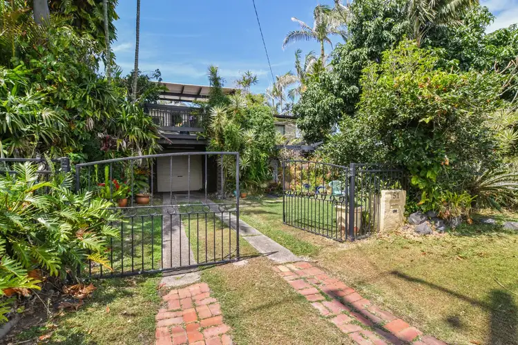 51 Anning Avenue, Golden Beach QLD 4551