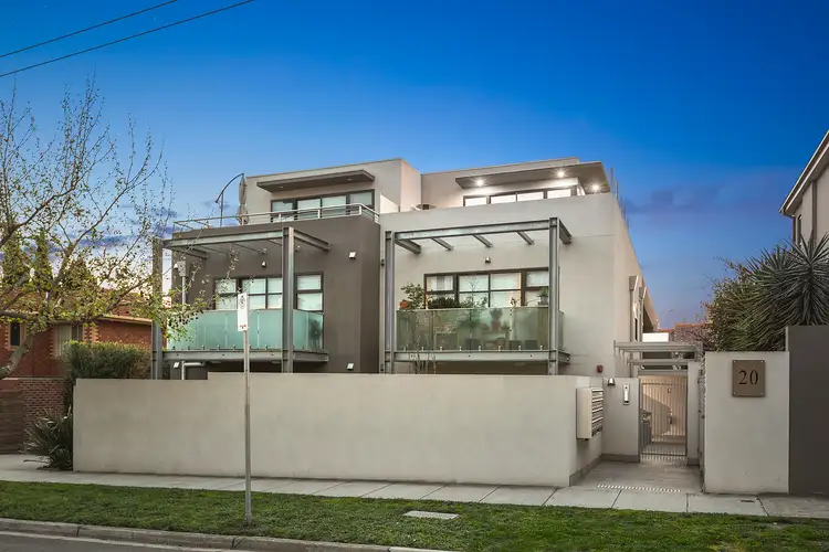 202/20 Hawthorn Road, Caulfield North VIC 3161