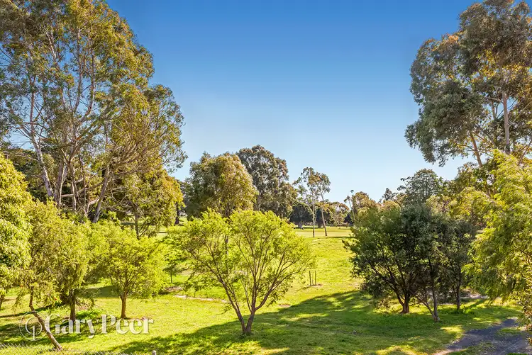 Second view of Homely house listing, 7 Mcleod Place, Mount Waverley VIC 3149