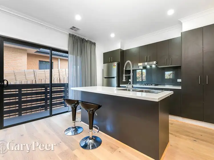Fifth view of Homely townhouse listing, 1/6 Prince Edward Avenue, Mitcham VIC 3132