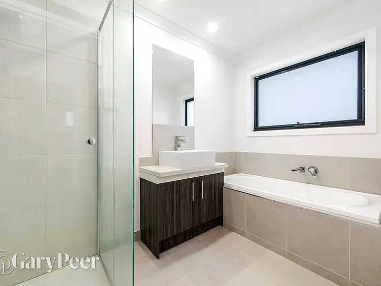 Sixth view of Homely townhouse listing, 1/6 Prince Edward Avenue, Mitcham VIC 3132