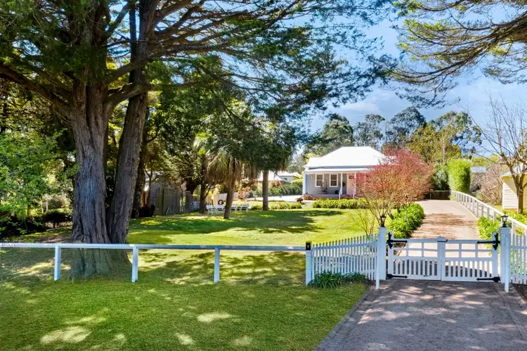 8 Oxley Street, Berrima NSW 2577