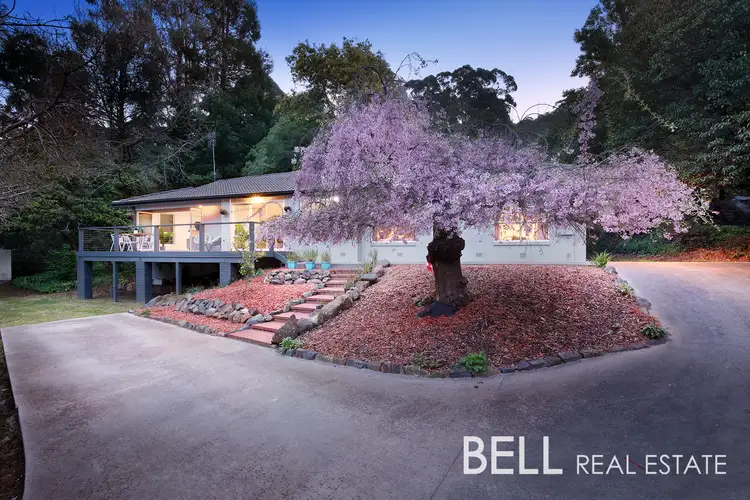 18 Ernest Road, Kalorama VIC 3766