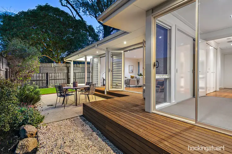 2/14 Joan Street, Moorabbin VIC 3189