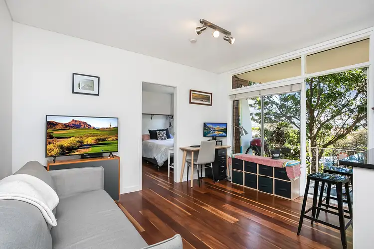 Main view of Homely apartment listing, 18/104 Crown Road, Queenscliff NSW 2096