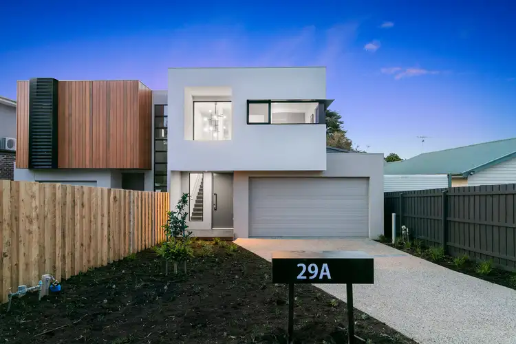 2/29 Mitchell Street, Mornington VIC 3931