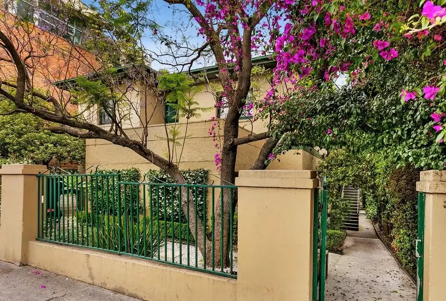 Main view of Homely apartment listing, 8/35 Grey Street, St Kilda VIC 3182
