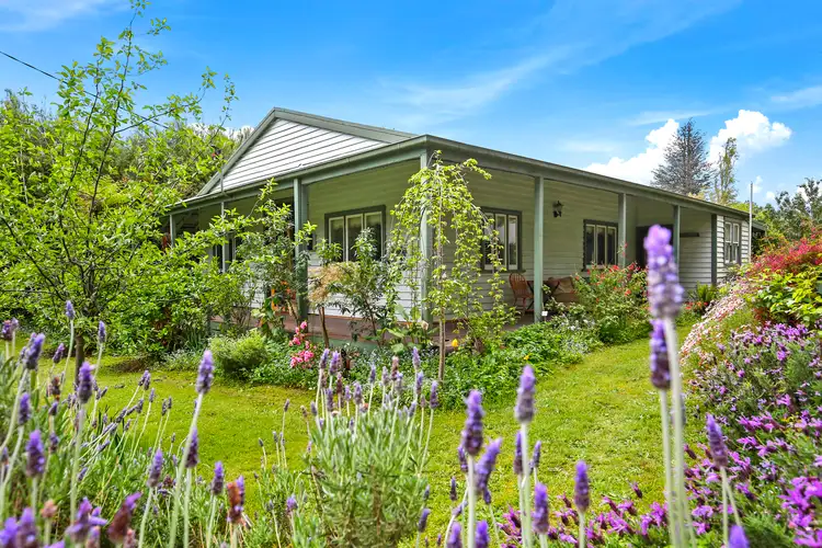 11 Graham Road, East Warburton VIC 3799
