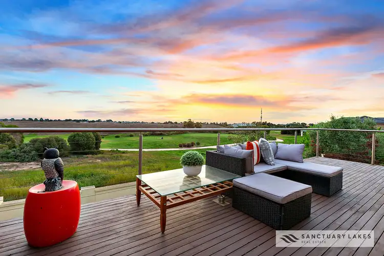 16 Fifth Avenue, Sanctuary Lakes VIC 3030