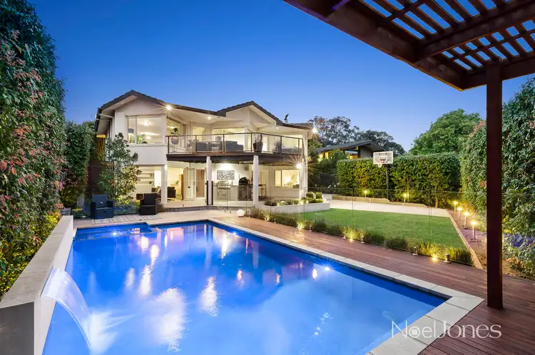 12 Caithness Crescent, Glen Waverley VIC 3150