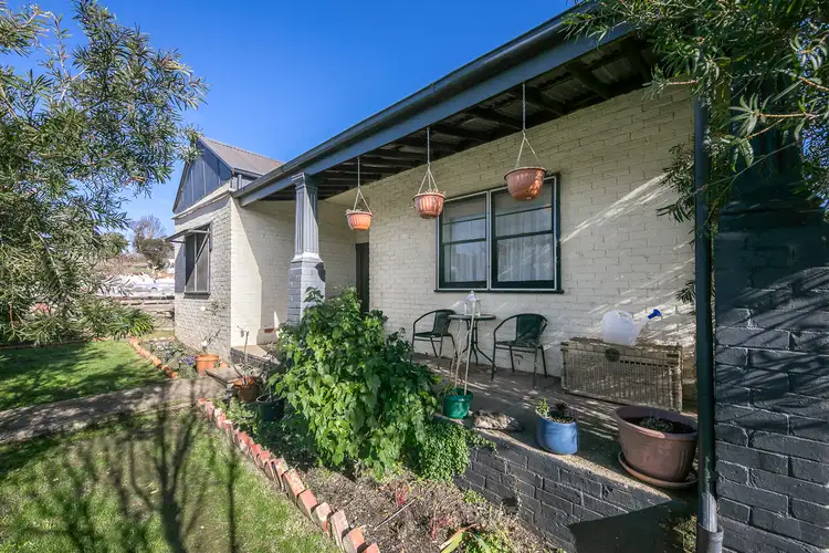 99 High Street, Taradale VIC 3447