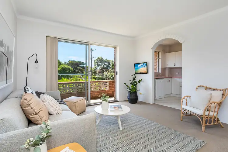 Third view of Homely apartment listing, 4/100-102 Wyadra Avenue, Freshwater NSW 2096