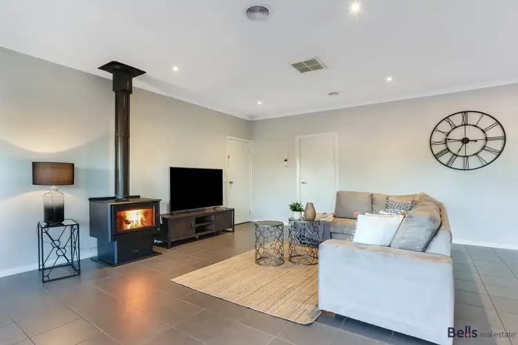 Fifth view of Homely house listing, 18 Viridian Drive, Hillside VIC 3037