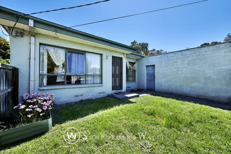 4B Pentlowe Road, Wantirna South VIC 3152