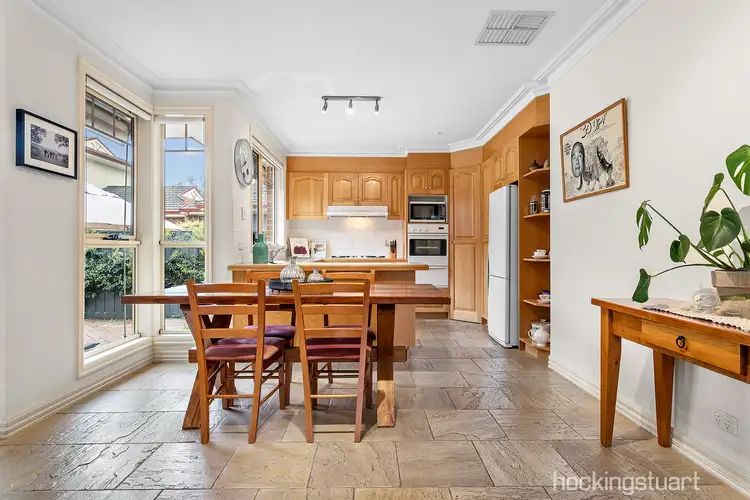 Second view of Homely unit listing, 2/260 Lawrence Road, Mount Waverley VIC 3149