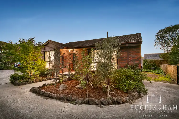 60 Warwick Road