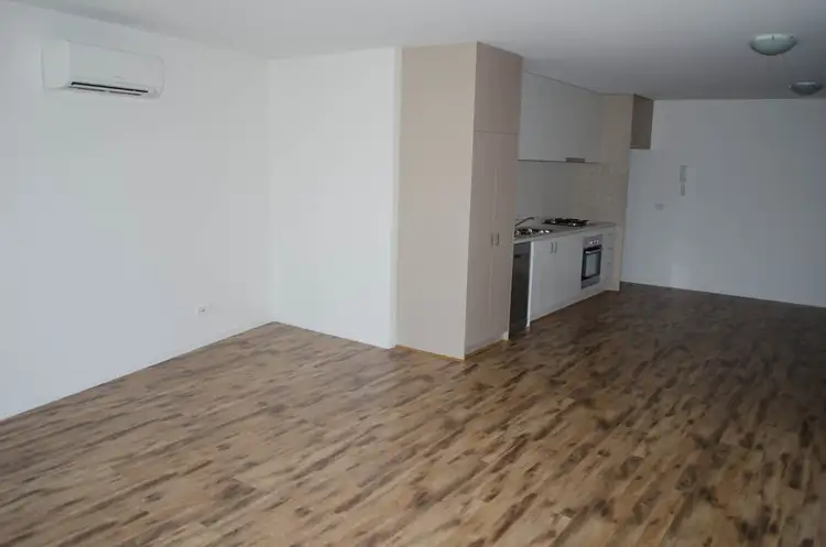 Fifth view of Homely apartment listing, 1/372-374 Geelong Road, West Footscray VIC 3012