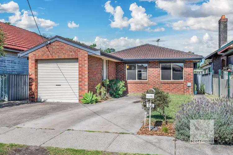 84 Roe Street, Mayfield NSW 2304
