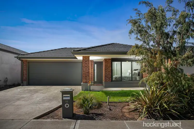 12 Flora Grove, Kurunjang VIC 3337