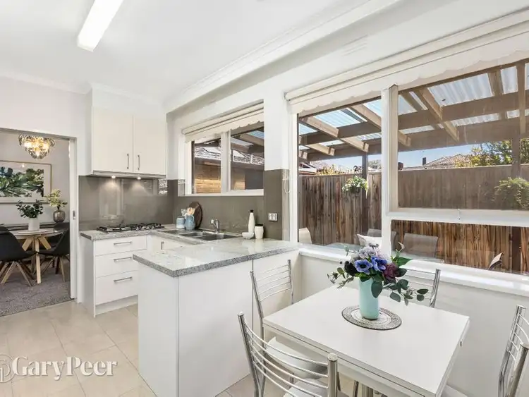 Fifth view of Homely unit listing, 2/372 Neerim Road, Carnegie VIC 3163