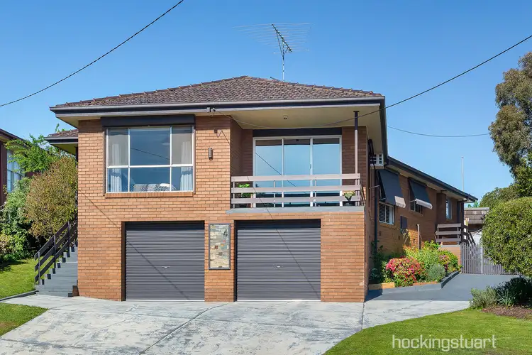 4 Moola Street