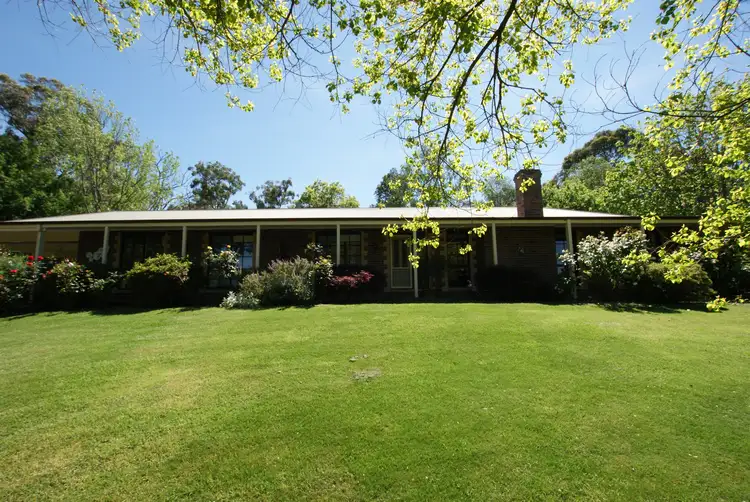 25 Douglas Parade, Don Valley VIC 3139