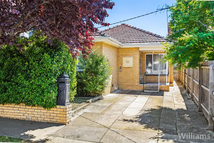 10 Wilkins Street, Newport VIC 3015